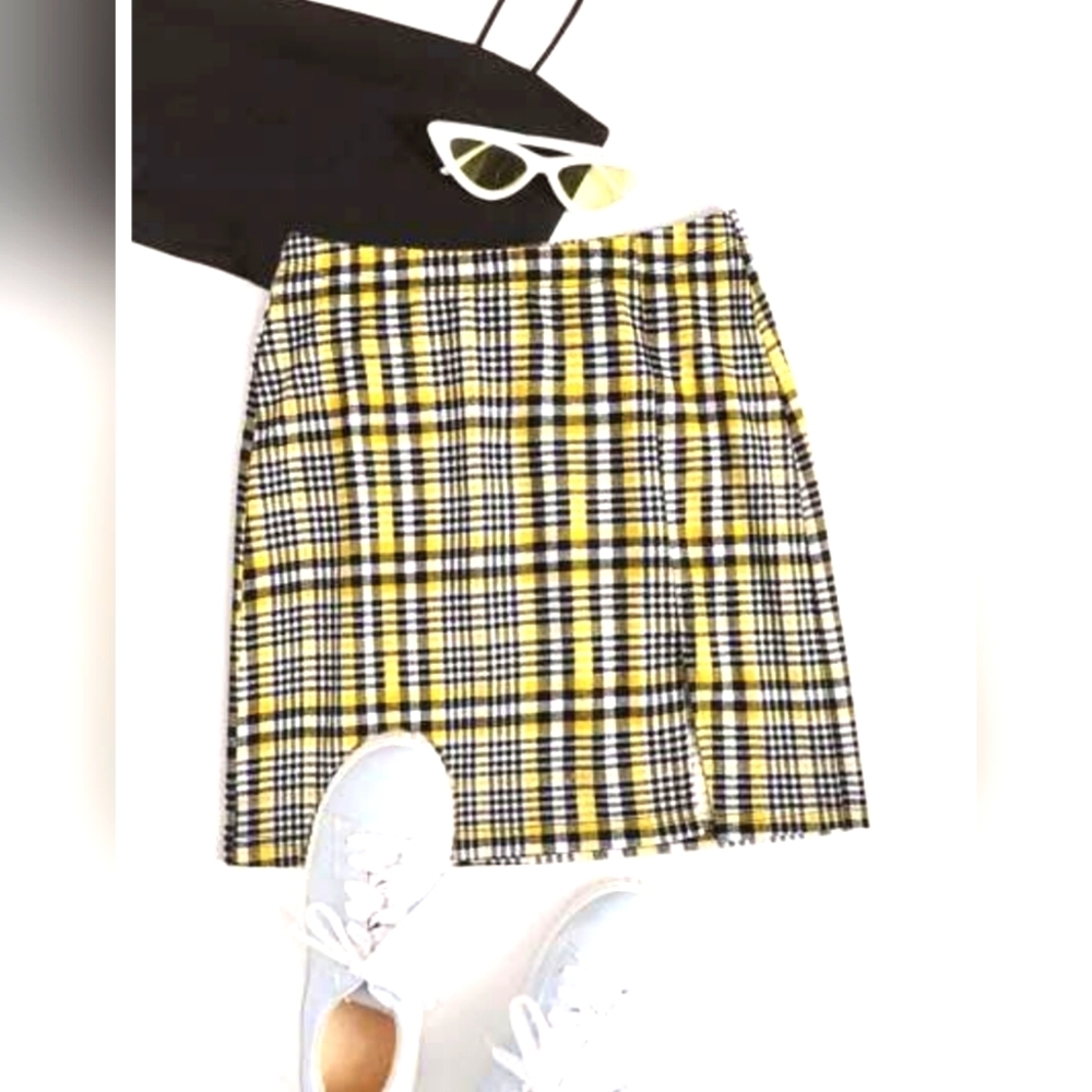 SHEIN EZwear Slit Hem Tartan Print Skirt